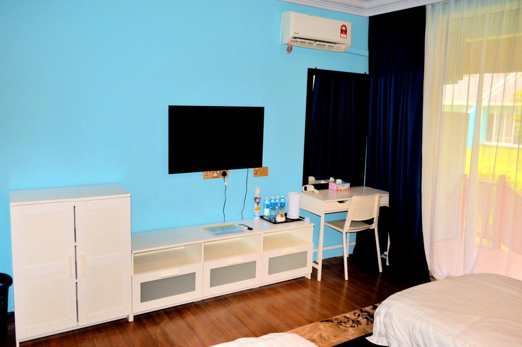Artitaya Borneo Golf & Resort Papar Buitenkant foto