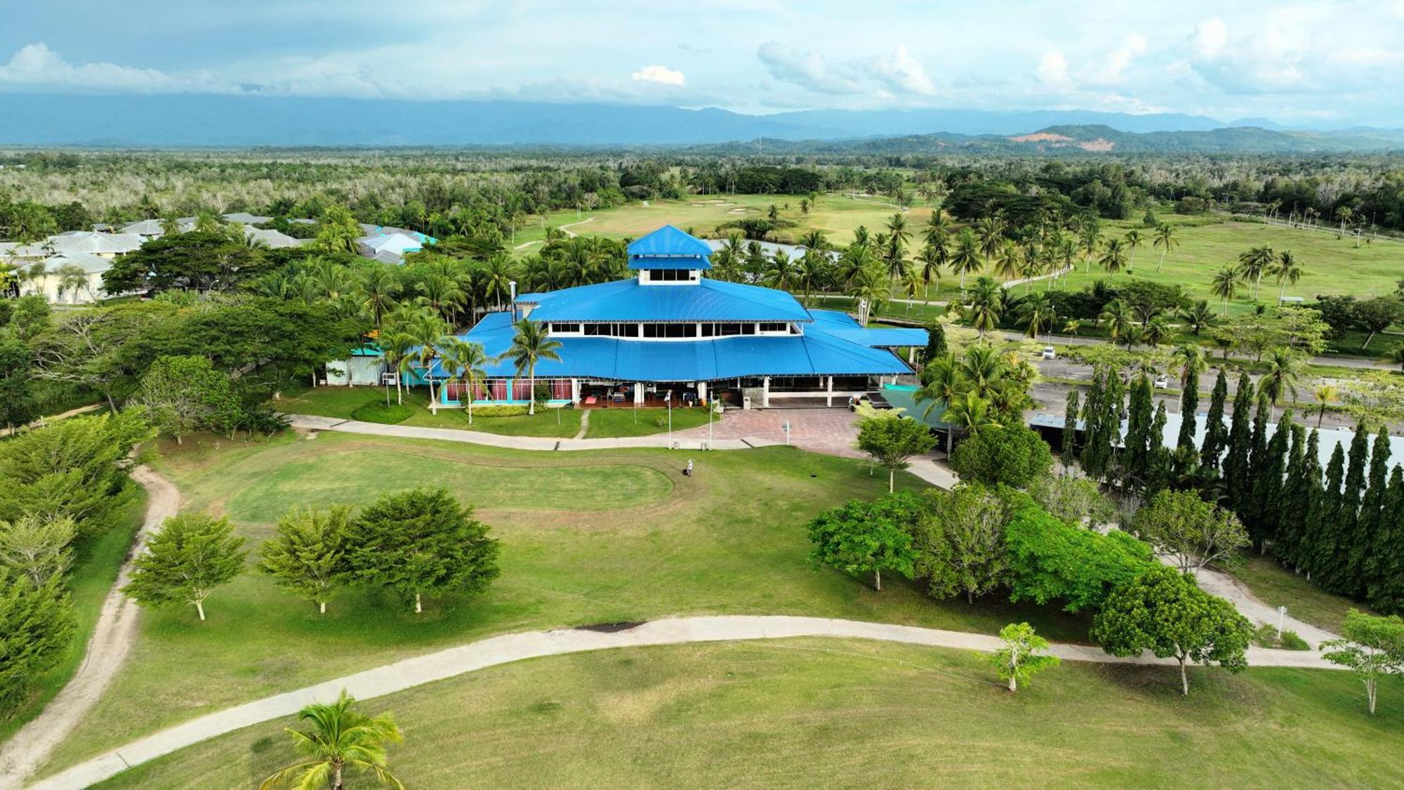Artitaya Borneo Golf & Resort Papar Buitenkant foto