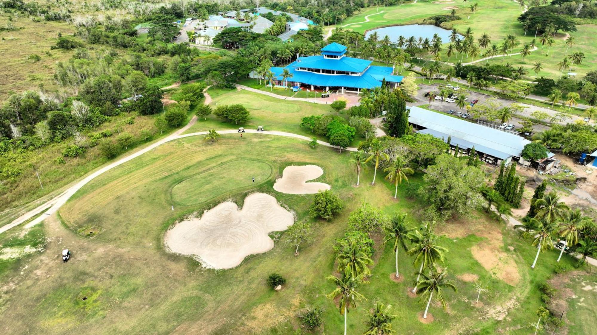 Artitaya Borneo Golf & Resort Papar Buitenkant foto