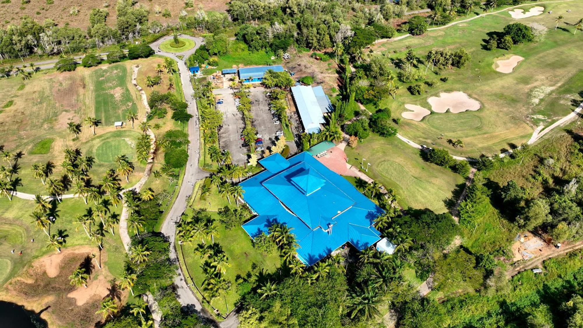 Artitaya Borneo Golf & Resort Papar Buitenkant foto